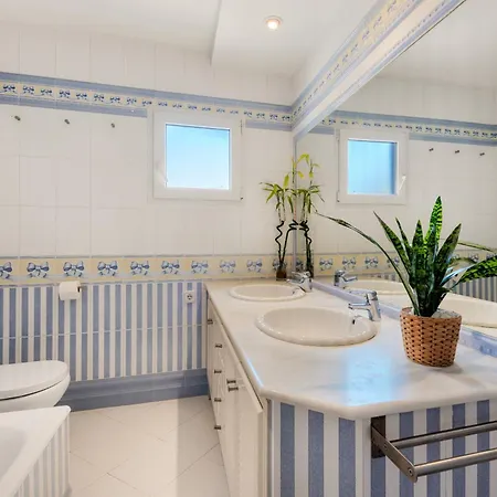 公寓 Sky Heaven Nogalera - 2 Spacious Br - Heart Of