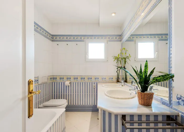 Sky Heaven Nogalera - 2 Spacious Br - Heart Of Apartamento *